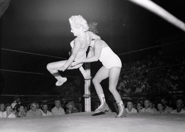 Vintage Female Wrestling 25 Amazing Photos Show Women Fighting In The