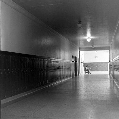 Why-prisons-and-high-schools-are-built-same-way006