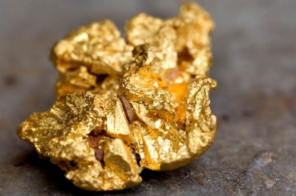 Crazy_Facts_You_Probably_Don't_Know_But_Should_ocean_is_full_gold