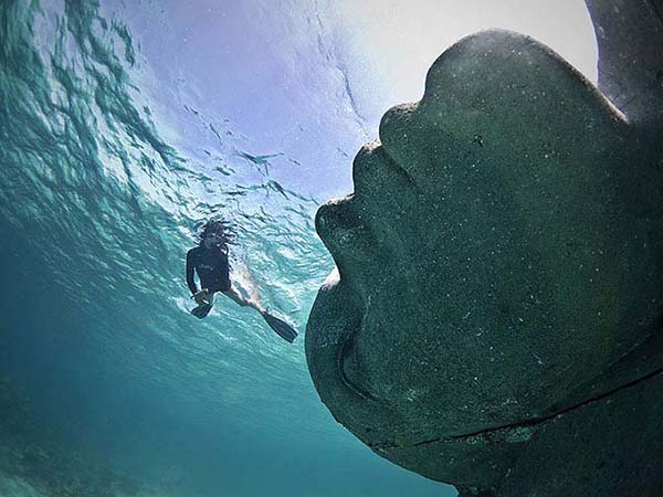 underwater sculpture