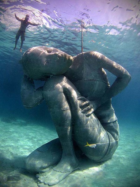 underwater statue