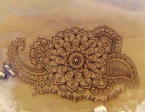 Andres Amador sand art