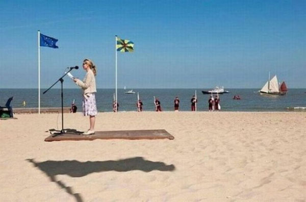 Images Look Twice