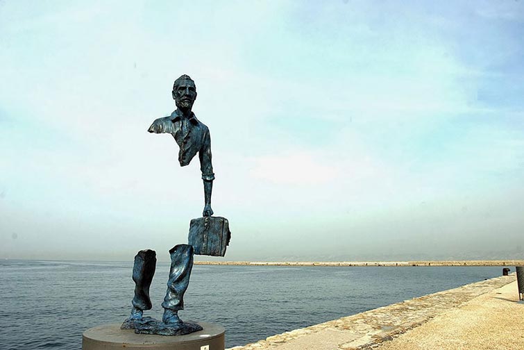 creative statues