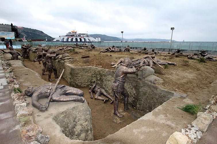 creative statues