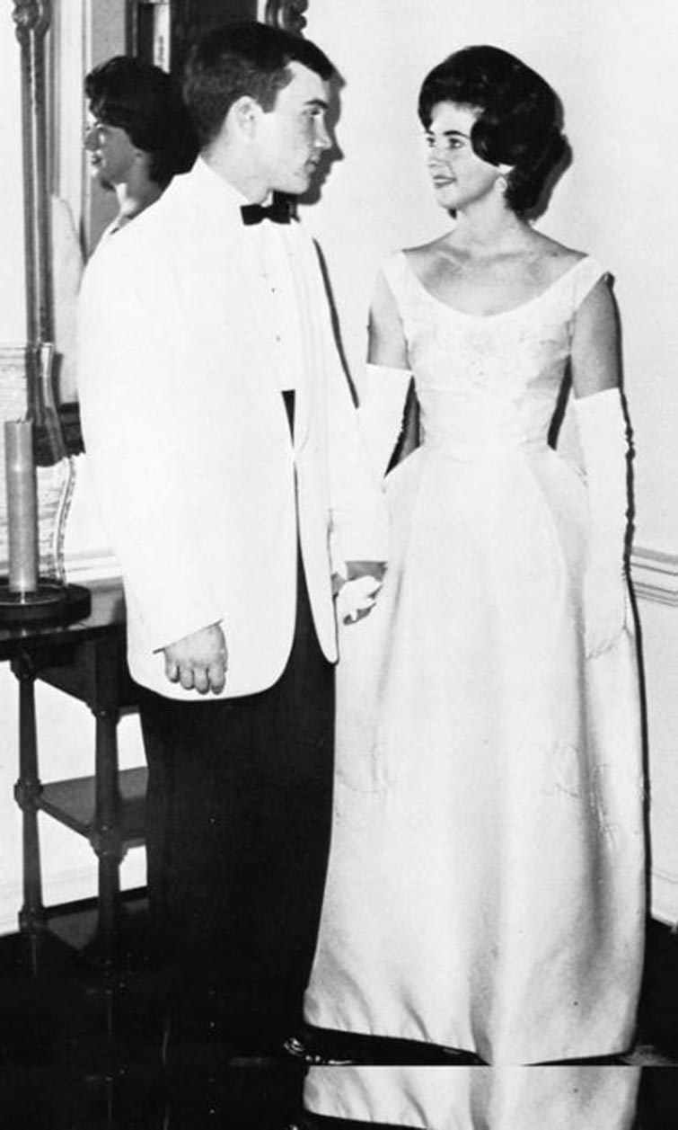 Celebrities High School Prom