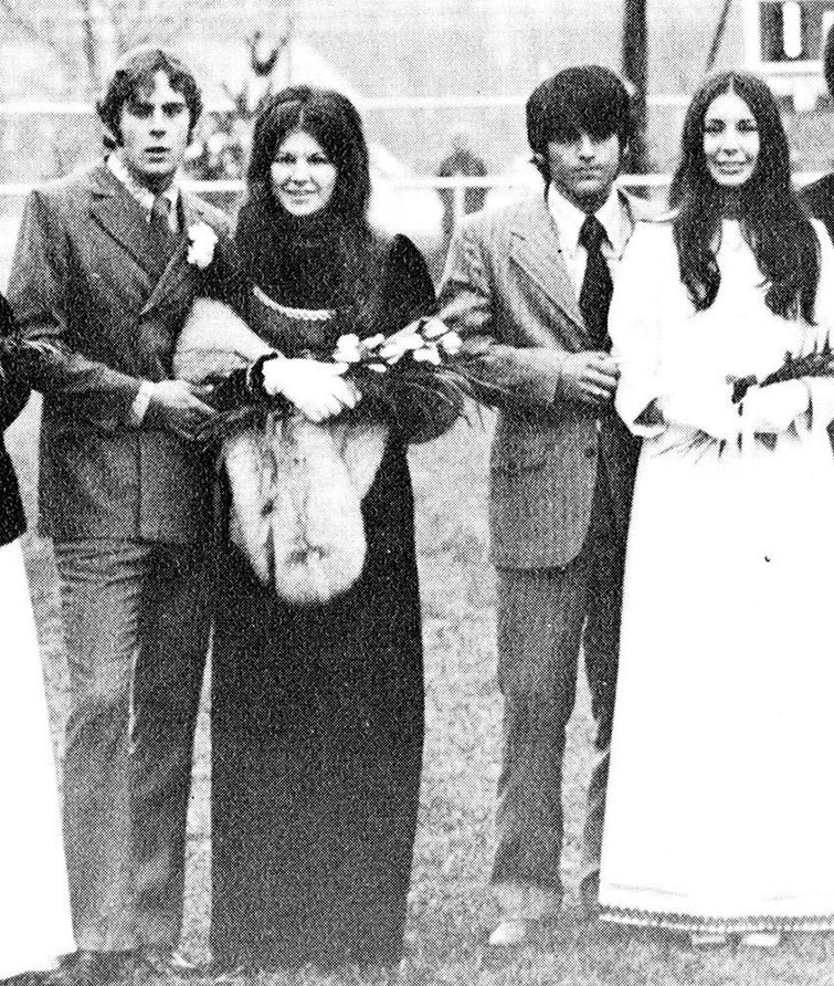 Celebrities High School Prom