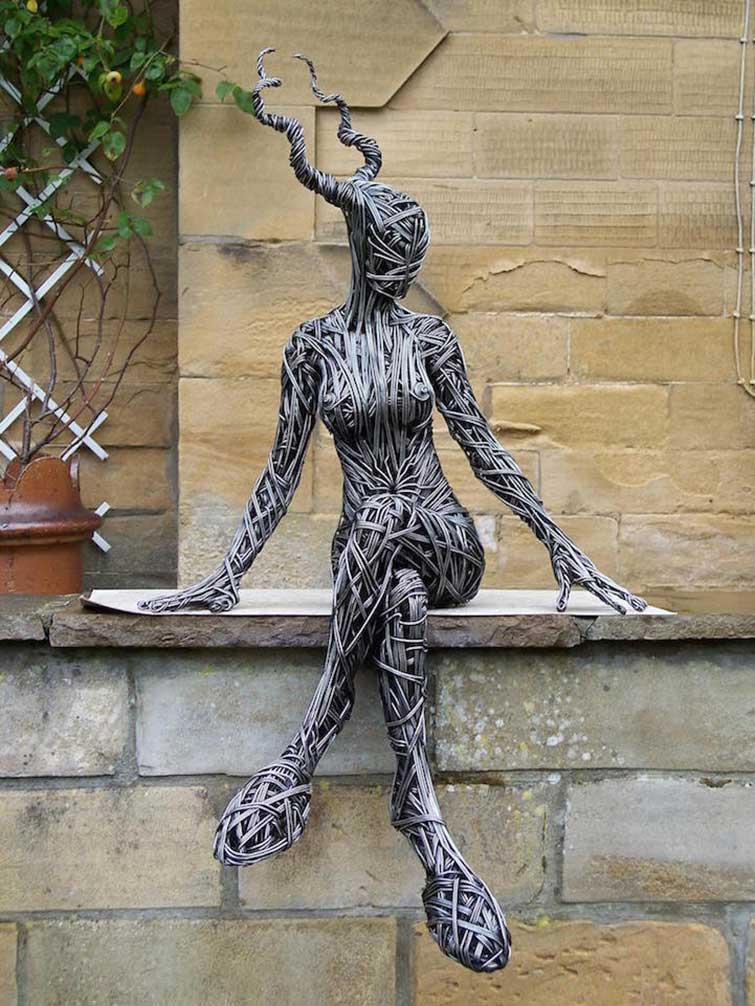 Breathtaking Wire Sculptures