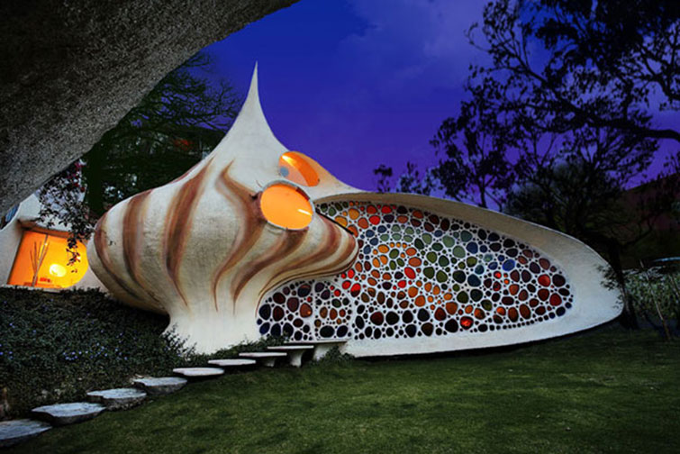 Nautilus Giant Seashell House
