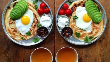 symmetry breakfast