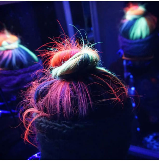 Rainbow Hair glow in dark