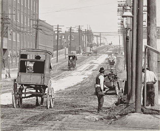 St. Louis Streets in the Early 20th Century