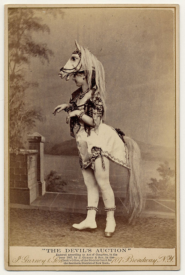  Vintage Portraits of Exotic Dancers