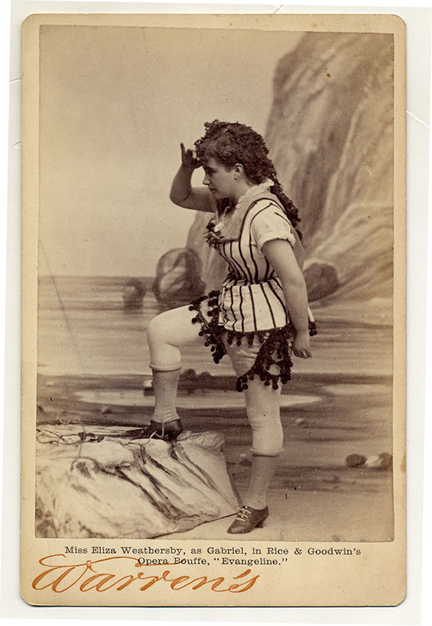  Vintage Portraits of Exotic Dancers