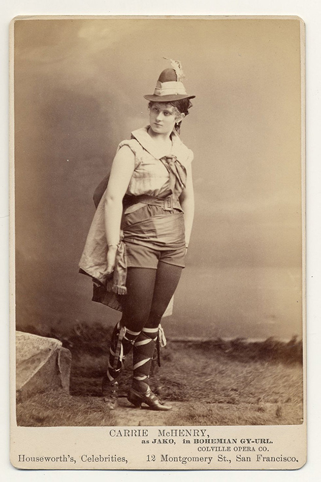  Vintage Portraits of Exotic Dancers
