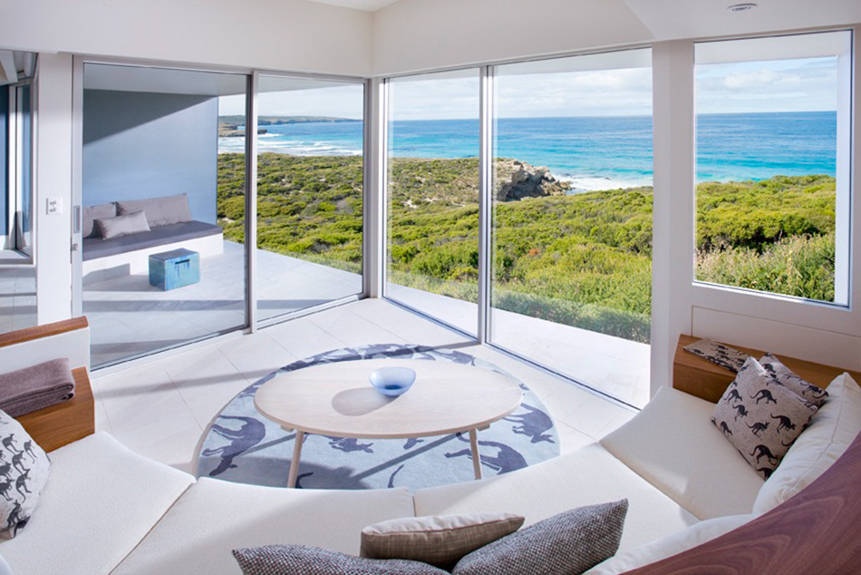 Indian Ocean retreats