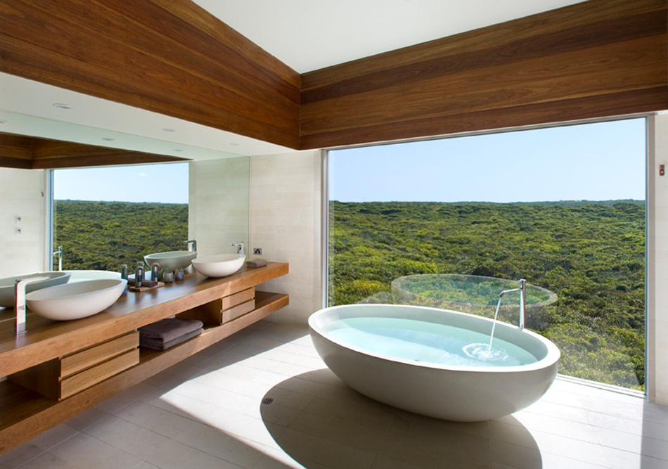 Indian Ocean retreats
