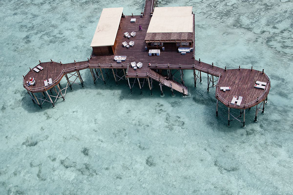 Indian Ocean retreats