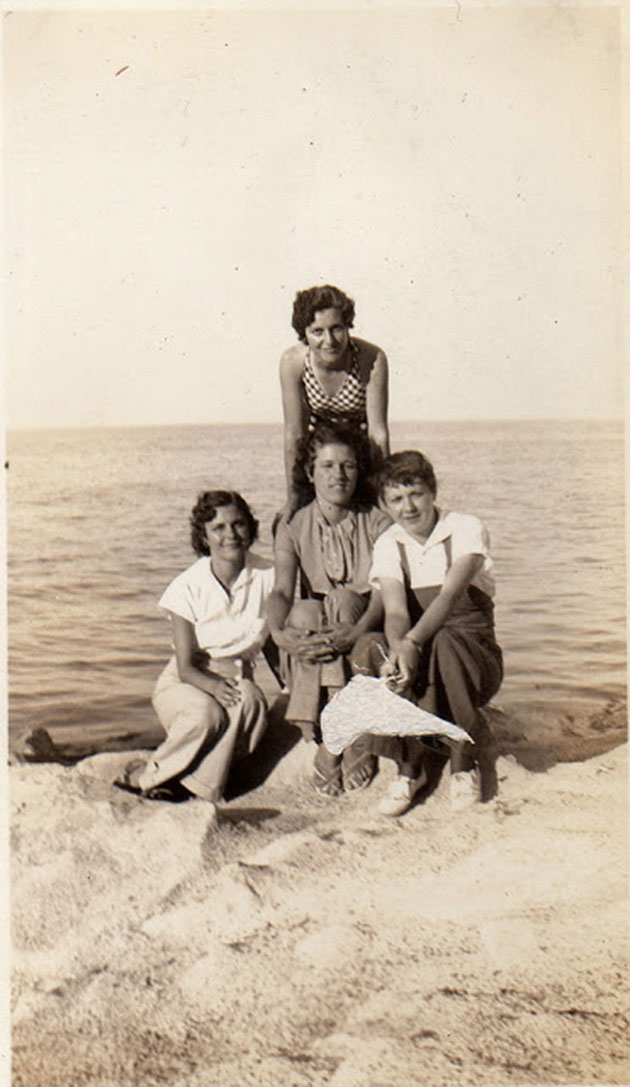 vintage fashions