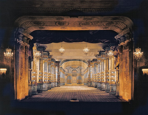 beautiful opera houses