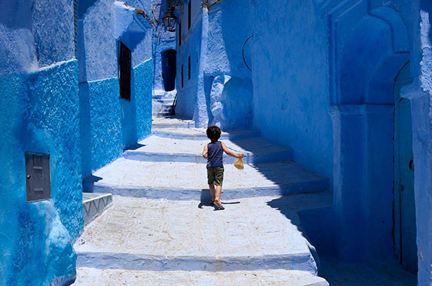 blue-streets-of-chefchaouen-morocco-11