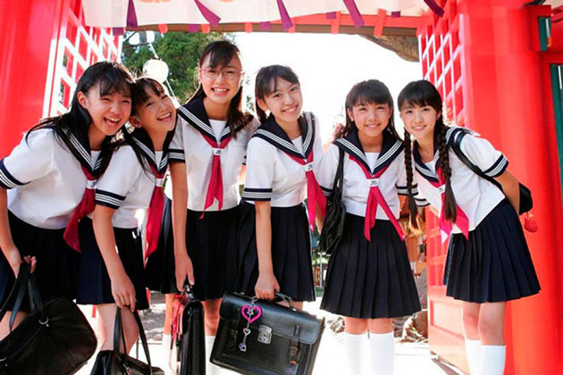 school-uniforms-from-all-around-the-world-14
