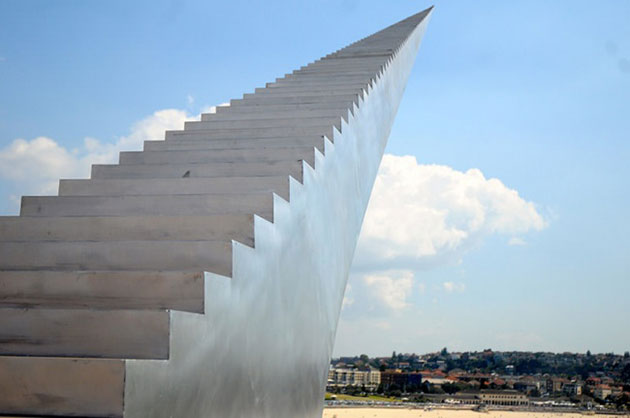 sculptures that defy gravity