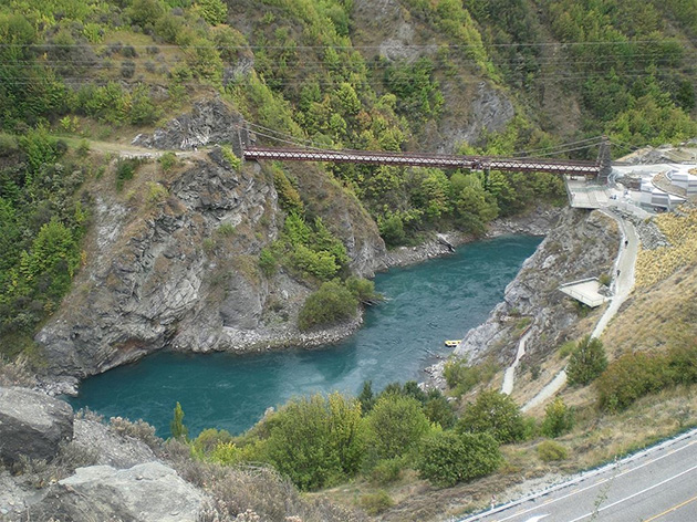>Kawarau Gorge Bridge, New Zealand