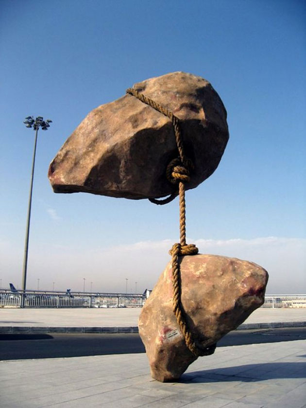 sculptures that defy gravity
