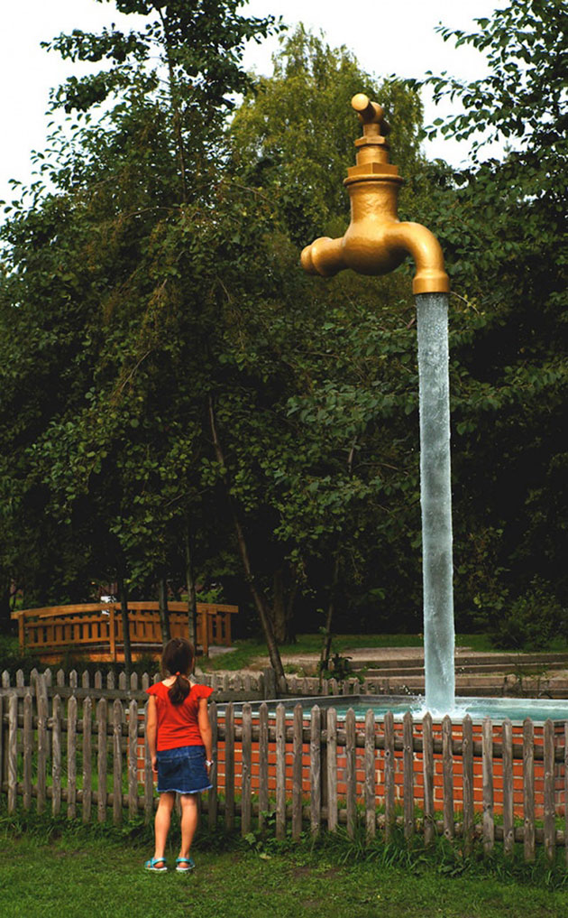 sculptures that defy gravity