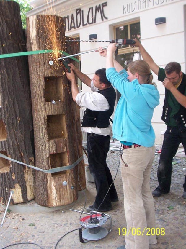 BAUFACHFRAU-tree-bookshelf-Berlin-2