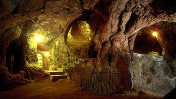 Derinkuyu Turkey ancient underground city