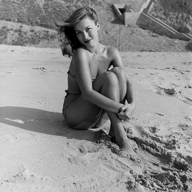 Linda Christian
