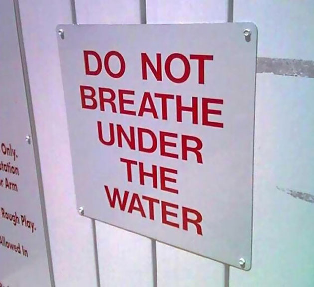 funny-stupid-signs-useless-pointless-6