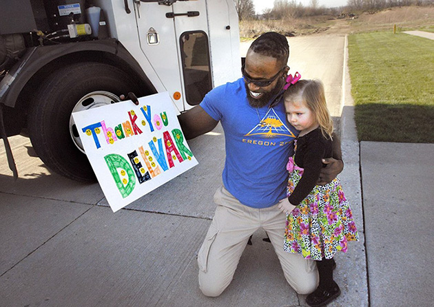 garbage man girl birthday gift cupcake
