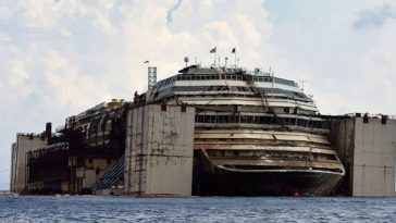 sunken ship concordia creepy