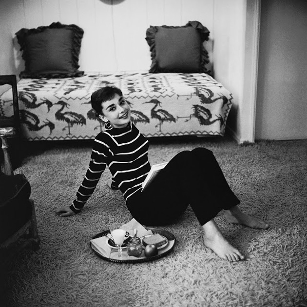 Intimate Pictures of Young Starlet Audrey Hepburn at Home in Beverly ...