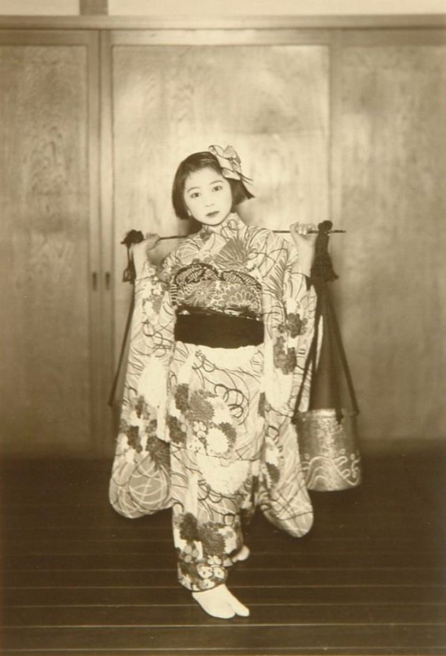 Japanese Little Girls in Kimonos
