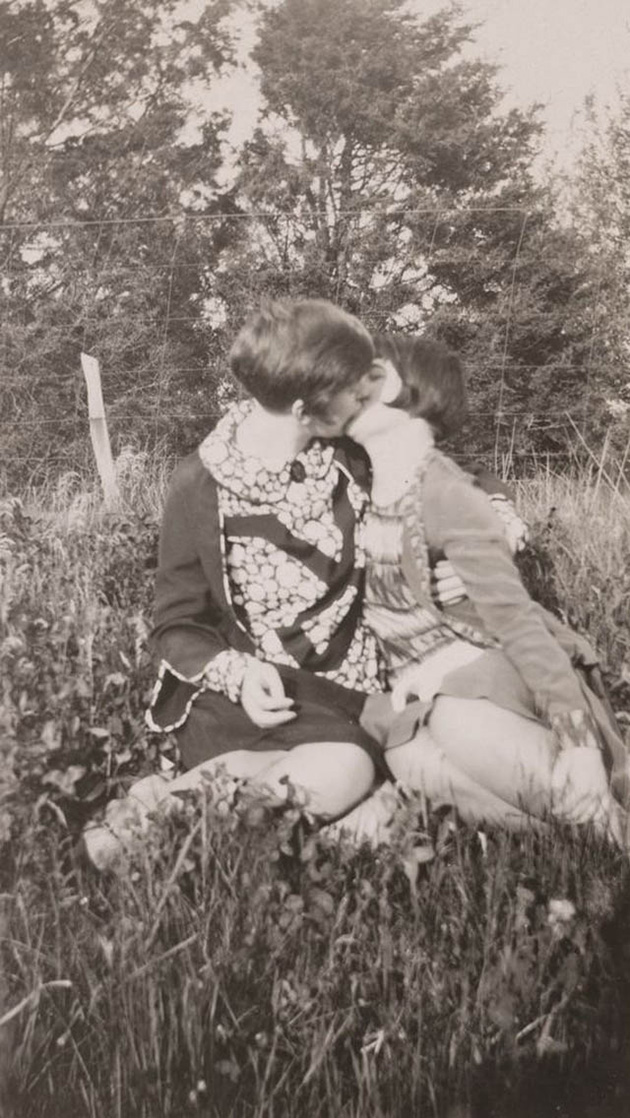 Vintage Lesbian Couples