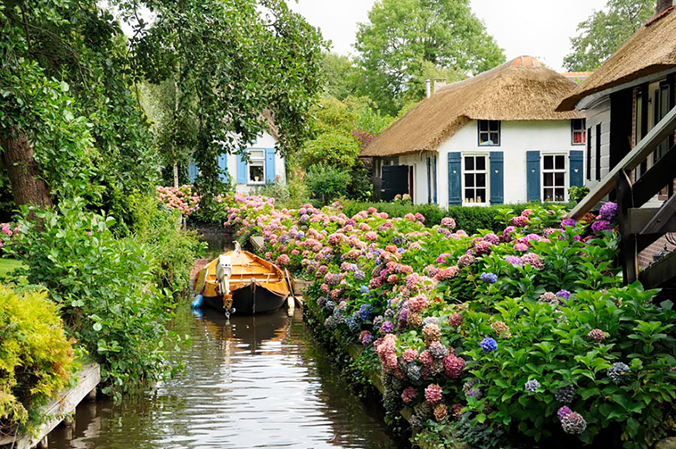 Giethoorn Netherlands Without Roads