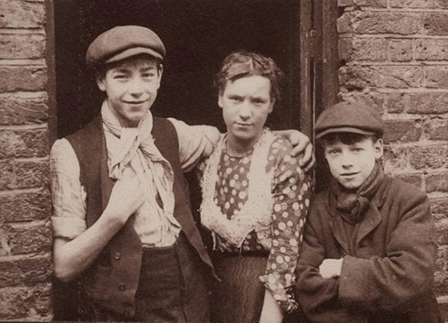 London-Street-Children-1900s