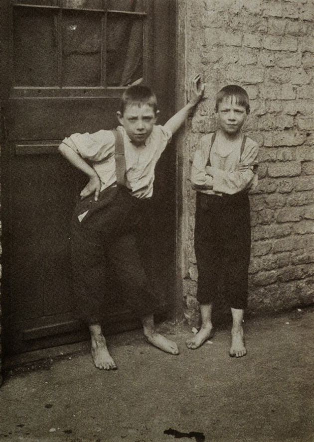 London-Street-Children-1900s