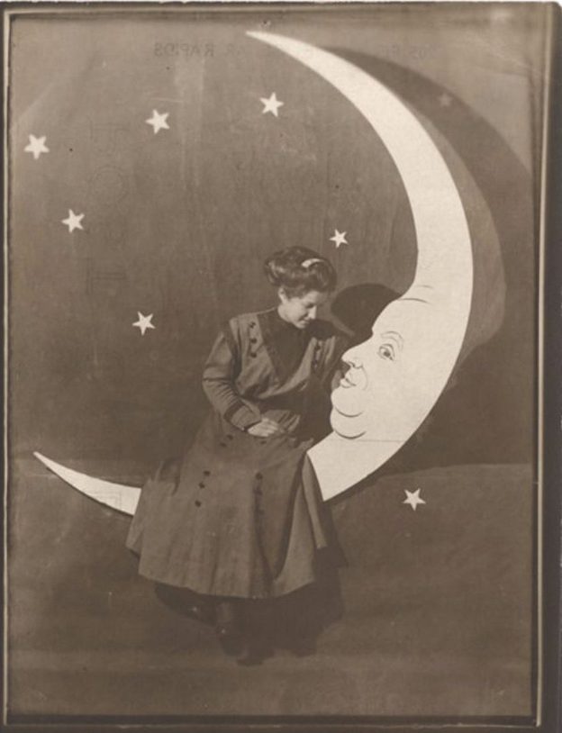 Paper Moon Portraits