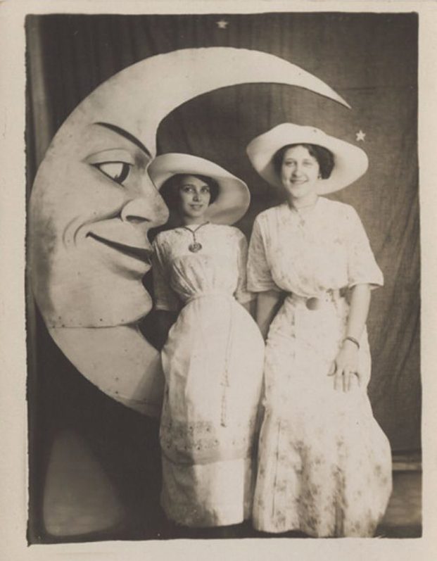 Paper Moon Portraits
