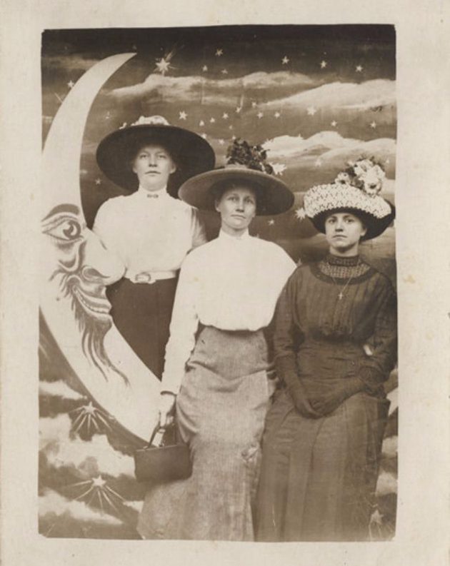 Paper Moon Portraits