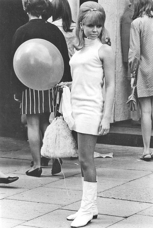 Mods on streets in the 1960s