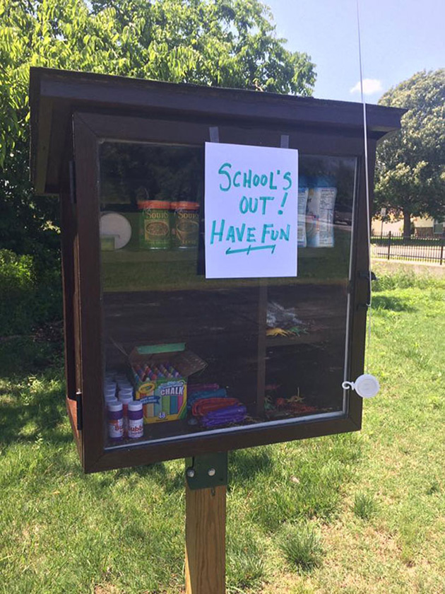 free-little-pantry-feed-homeless-poor