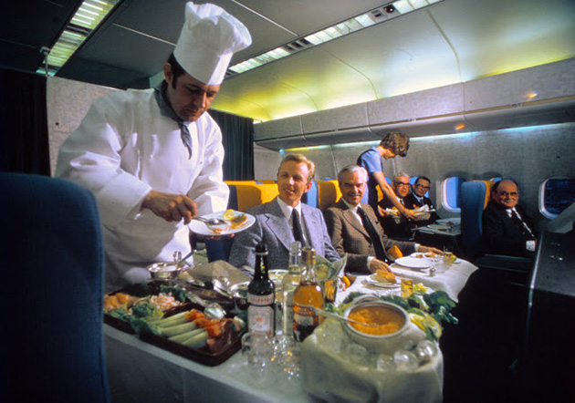 vintage-airplane-food