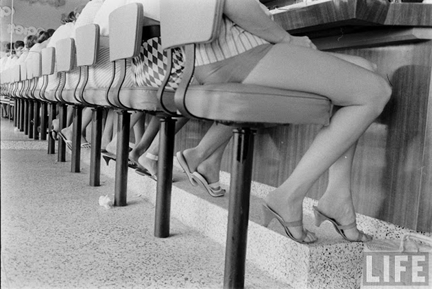 female-short-pants-1950s