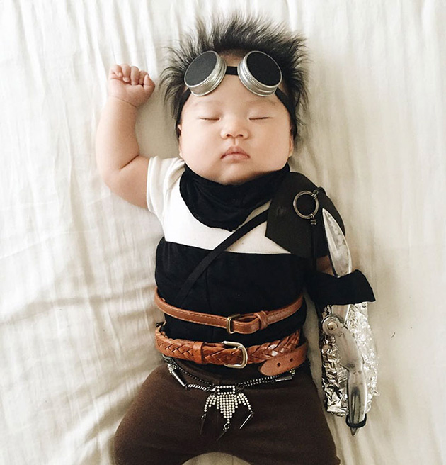sleeping-baby-cosplay